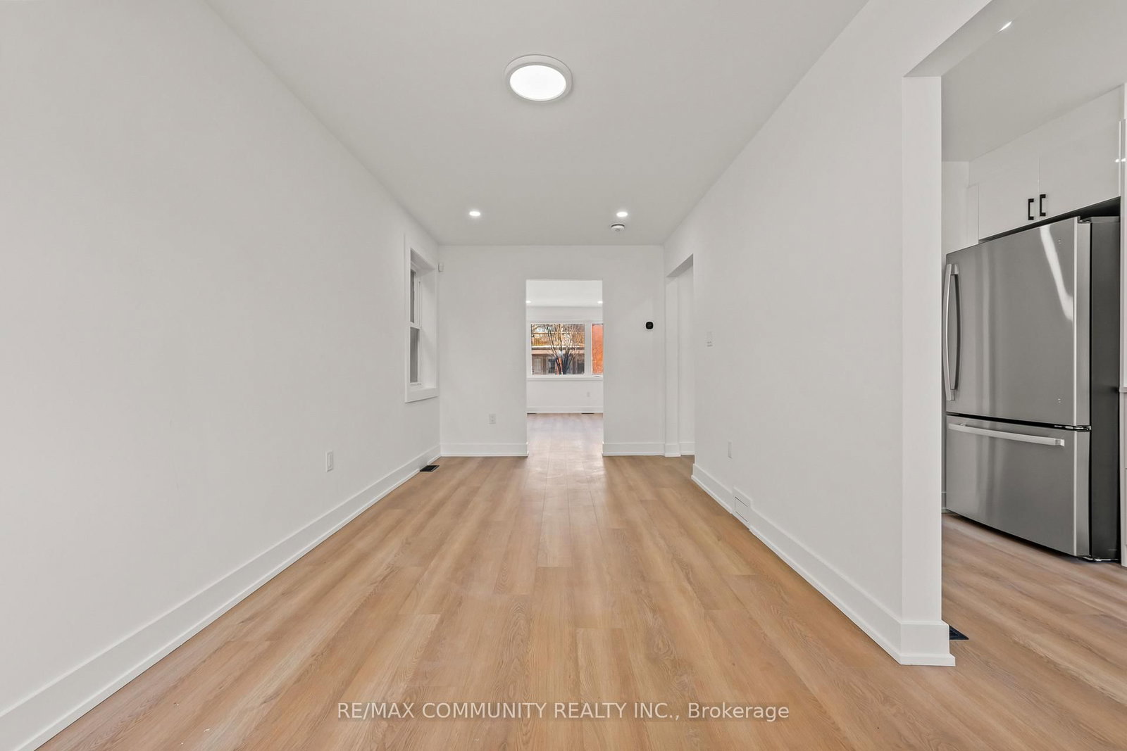 340 Albany Avenue - Photo 6