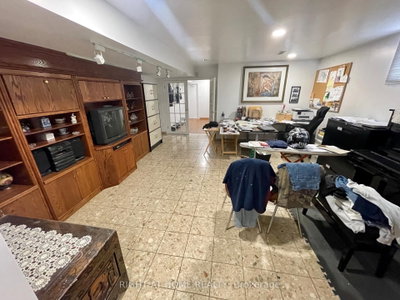 40 Bellevue Avenue • Toronto, ON