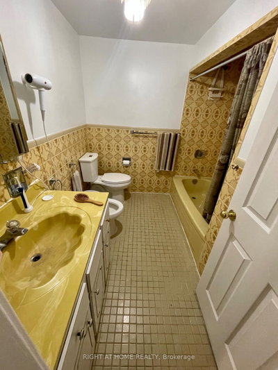 40 Bellevue Avenue • Toronto, ON