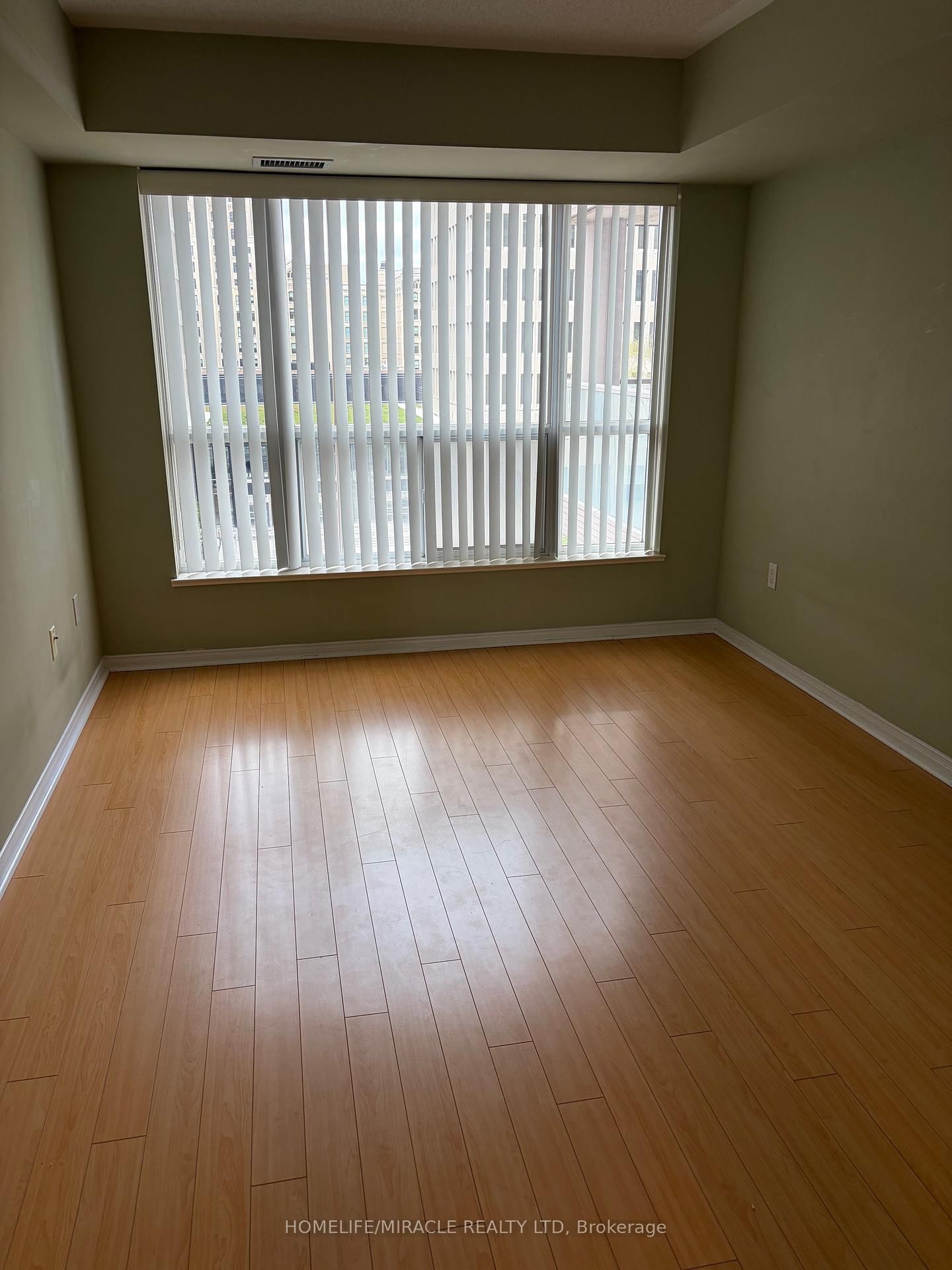 909 Bay Street N, Unit 504 - Photo 13