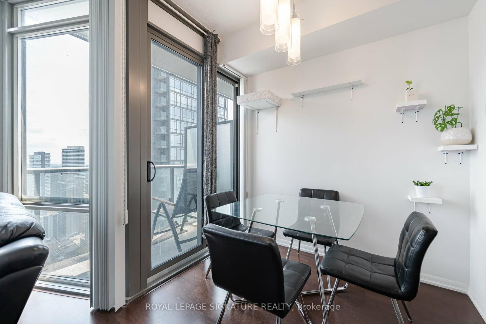 832 Bay Street, Unit 3307 - Photo 11