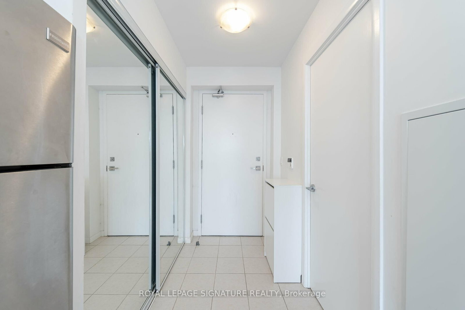 832 Bay Street, Unit 3307 - Photo 4