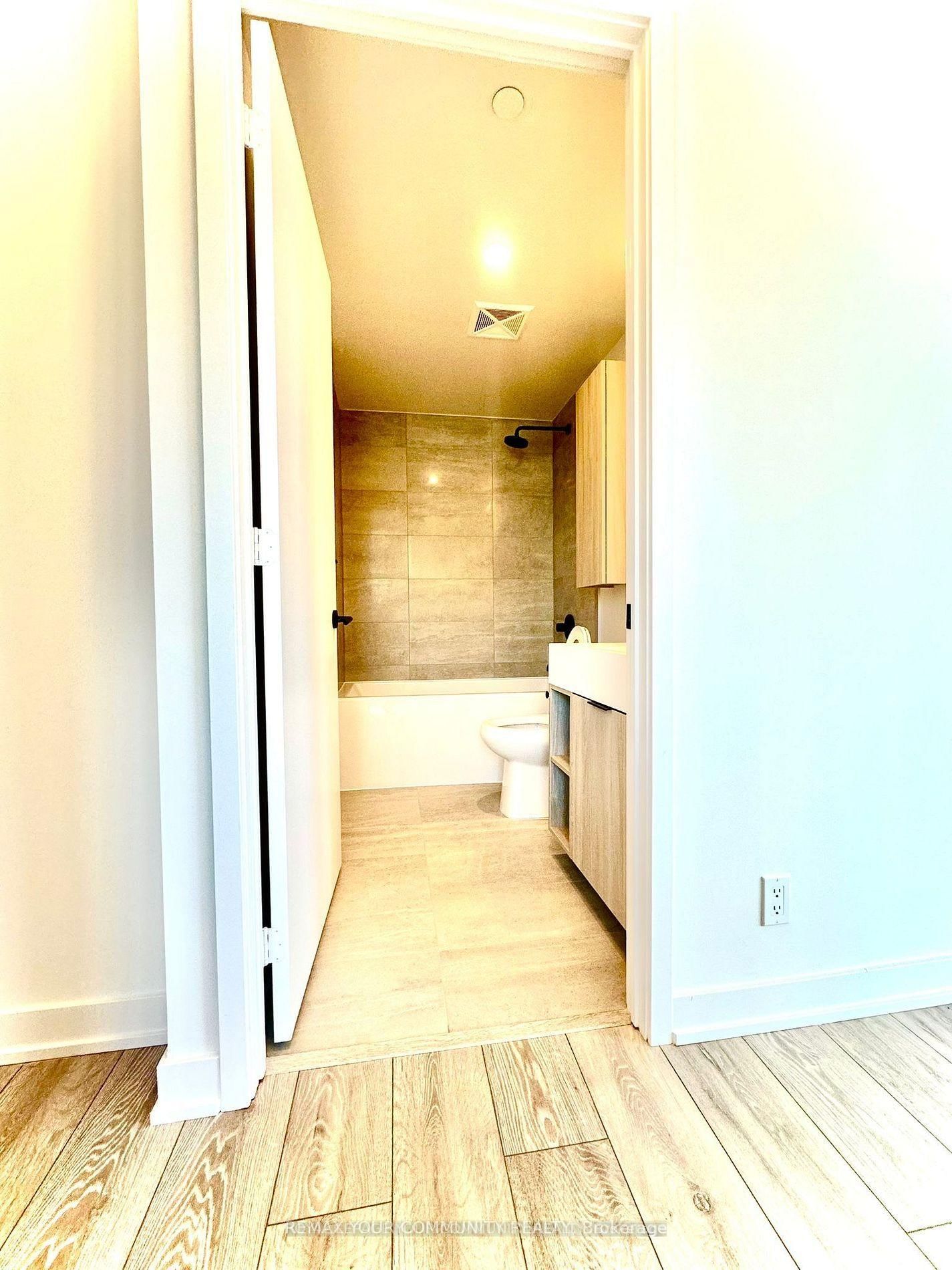 108 Peter Street, Unit 1911 - Photo 10