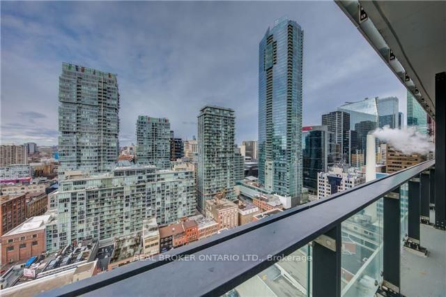 224 King Street W, Unit 2001 - Photo 12