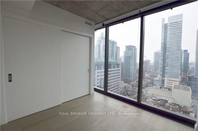 224 King Street W, Unit 2001 - Photo 6