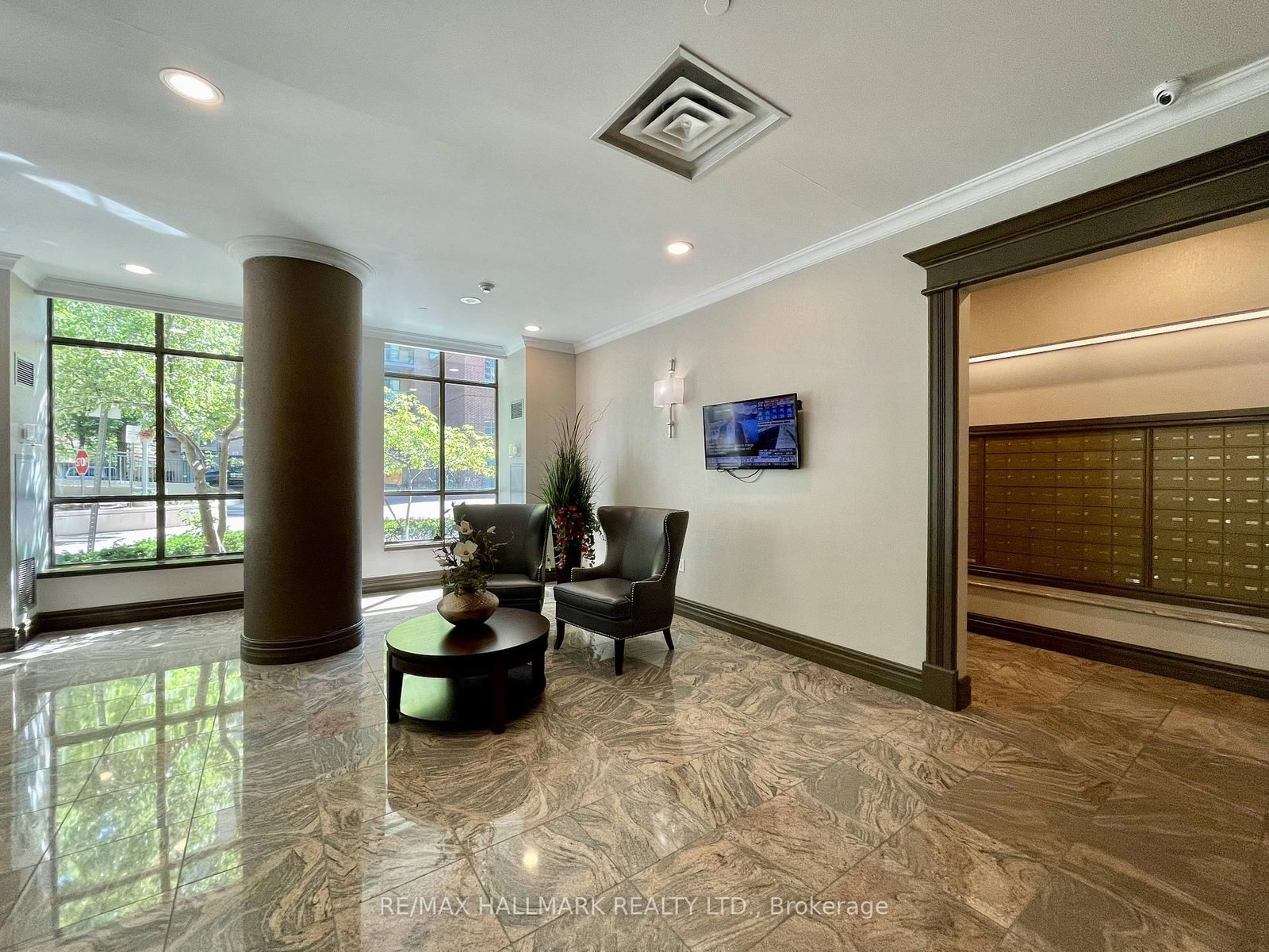 20 Olive Avenue, Unit LPH12 - Photo 21
