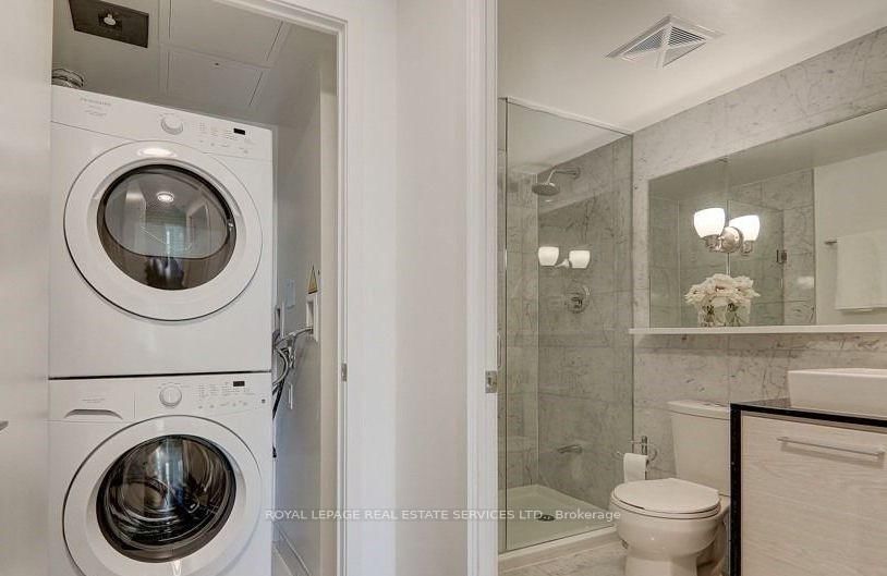 121 Mcmahon Drive, Unit TH7 - Photo 19