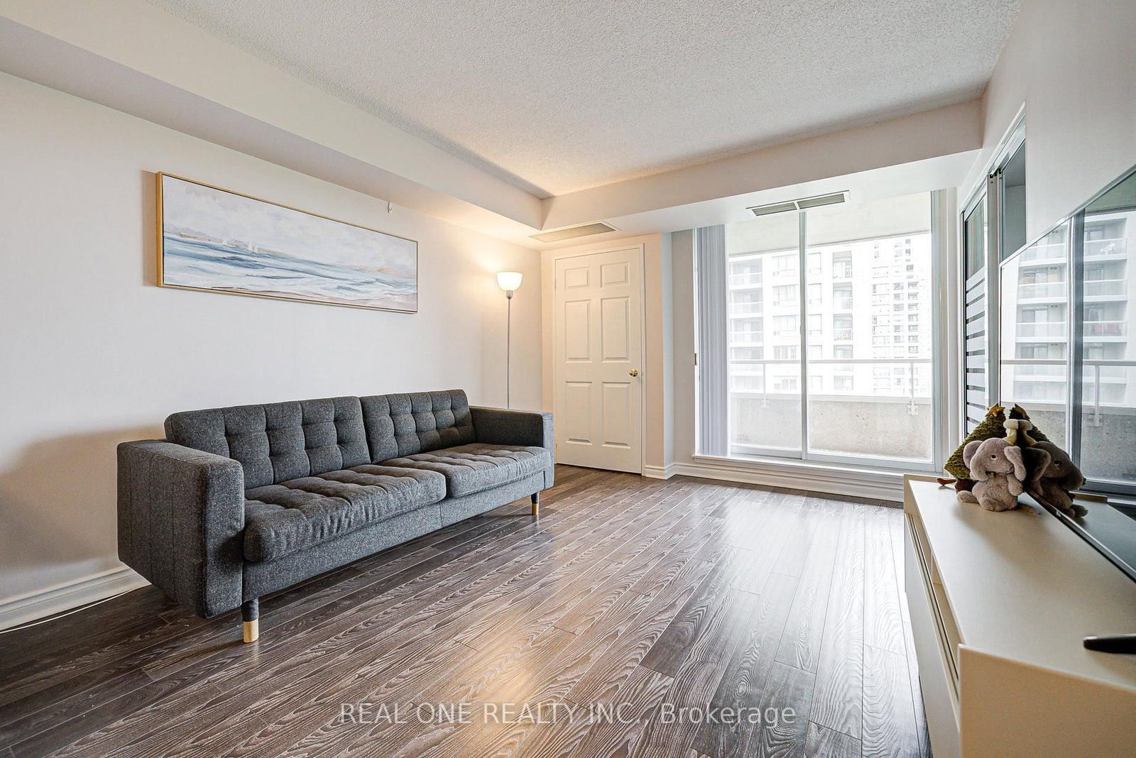 35 Empress Avenue, Unit 901 - Photo 15