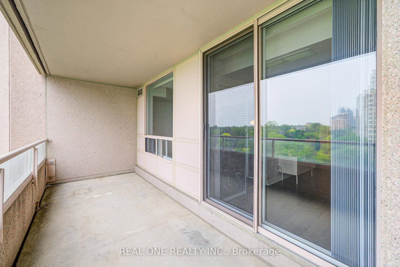 35 Empress Avenue, Unit 901 - Photo 33