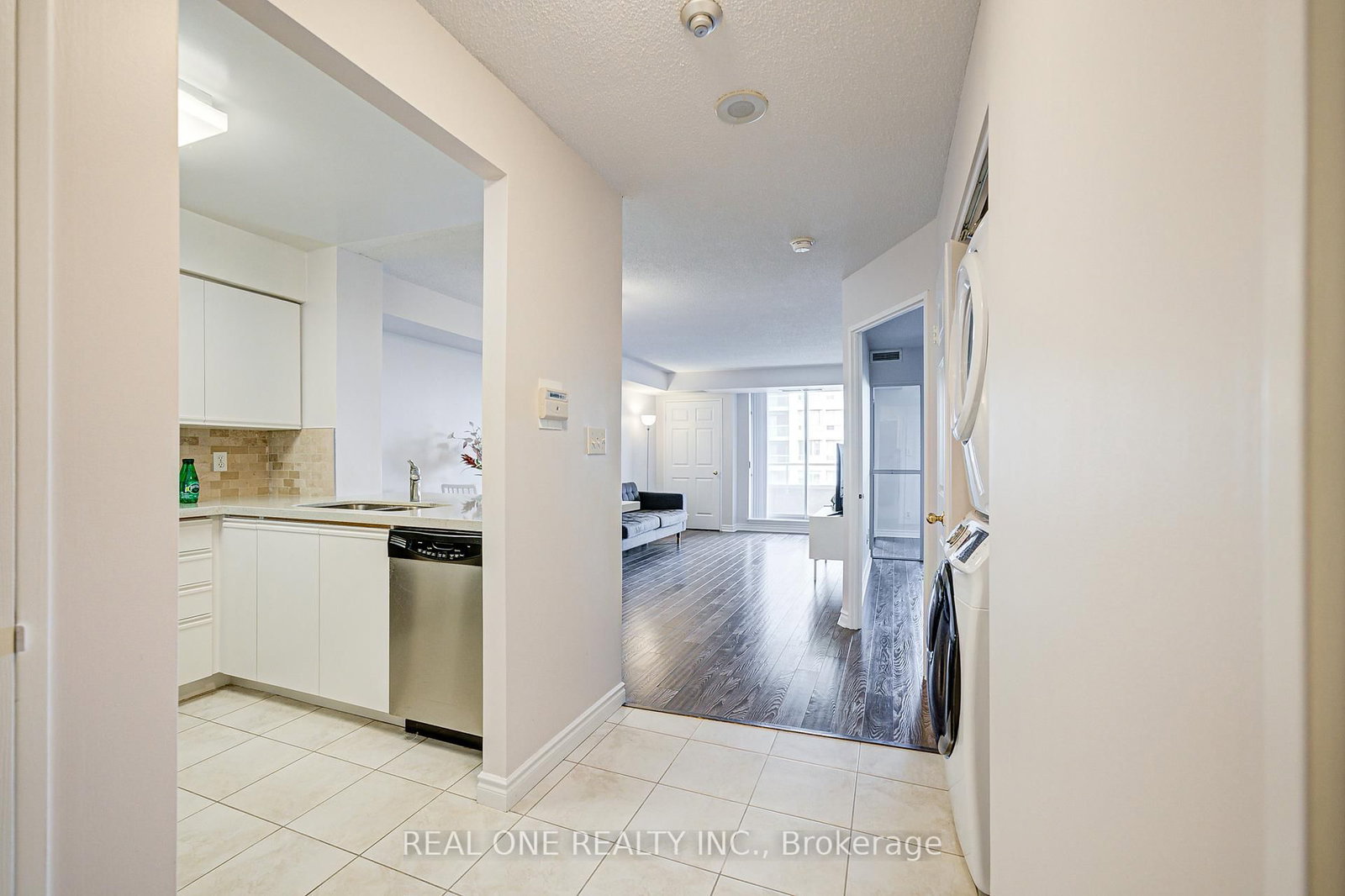 35 Empress Avenue, Unit 901 - Photo 4