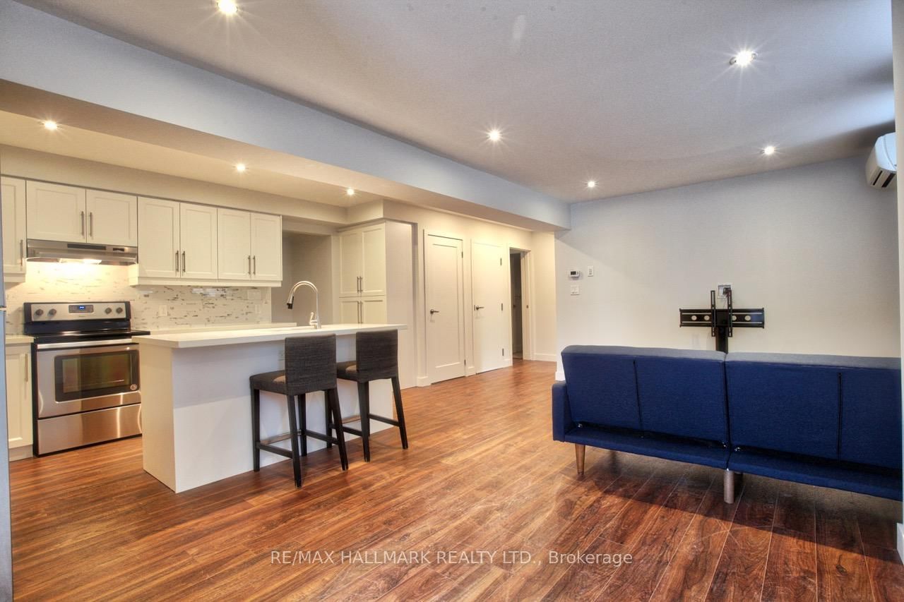 73 Lawrence Avenue E, Unit Ground - Photo 8