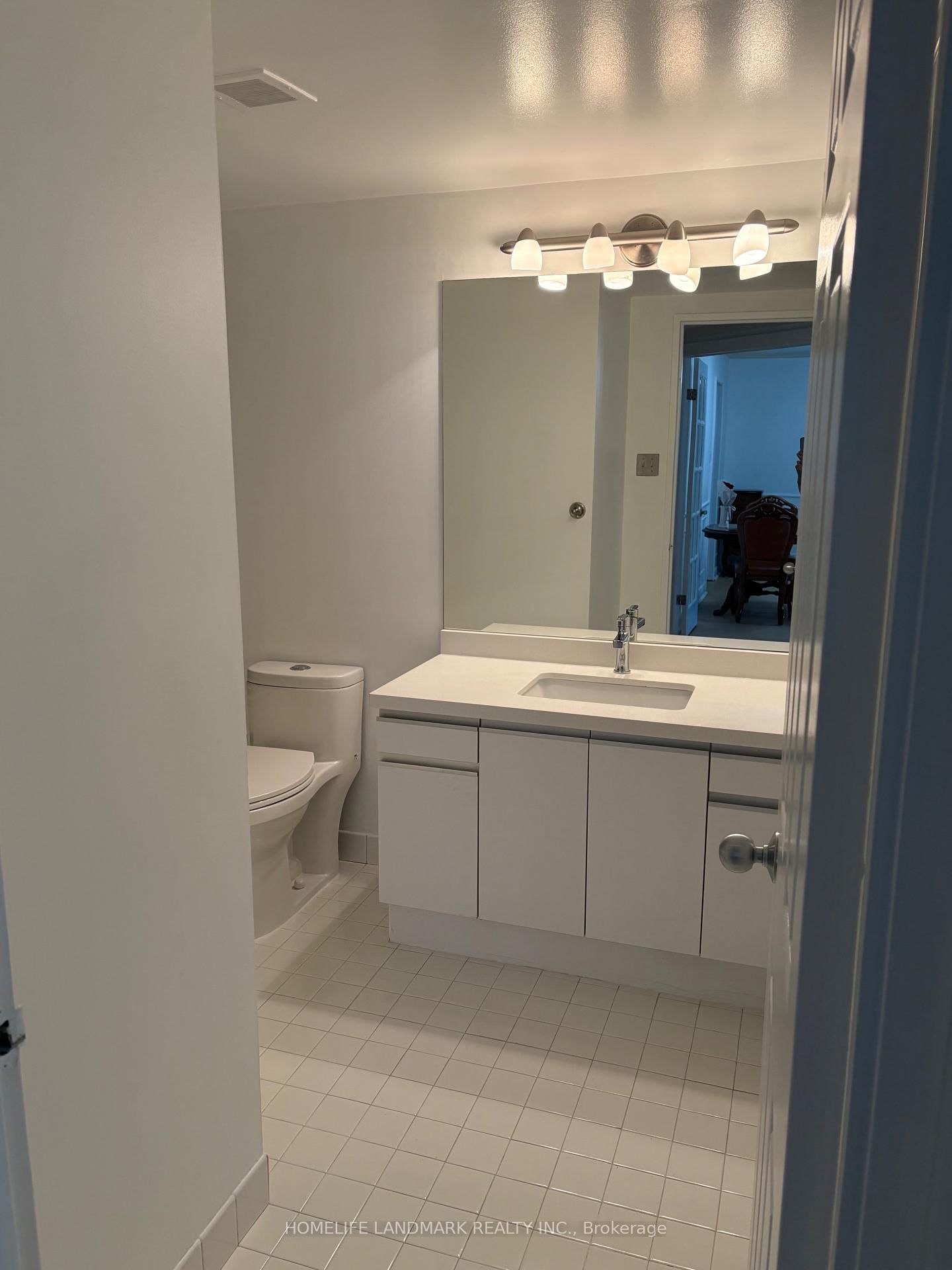 77 Carlton Street, Unit 704 - Photo 13