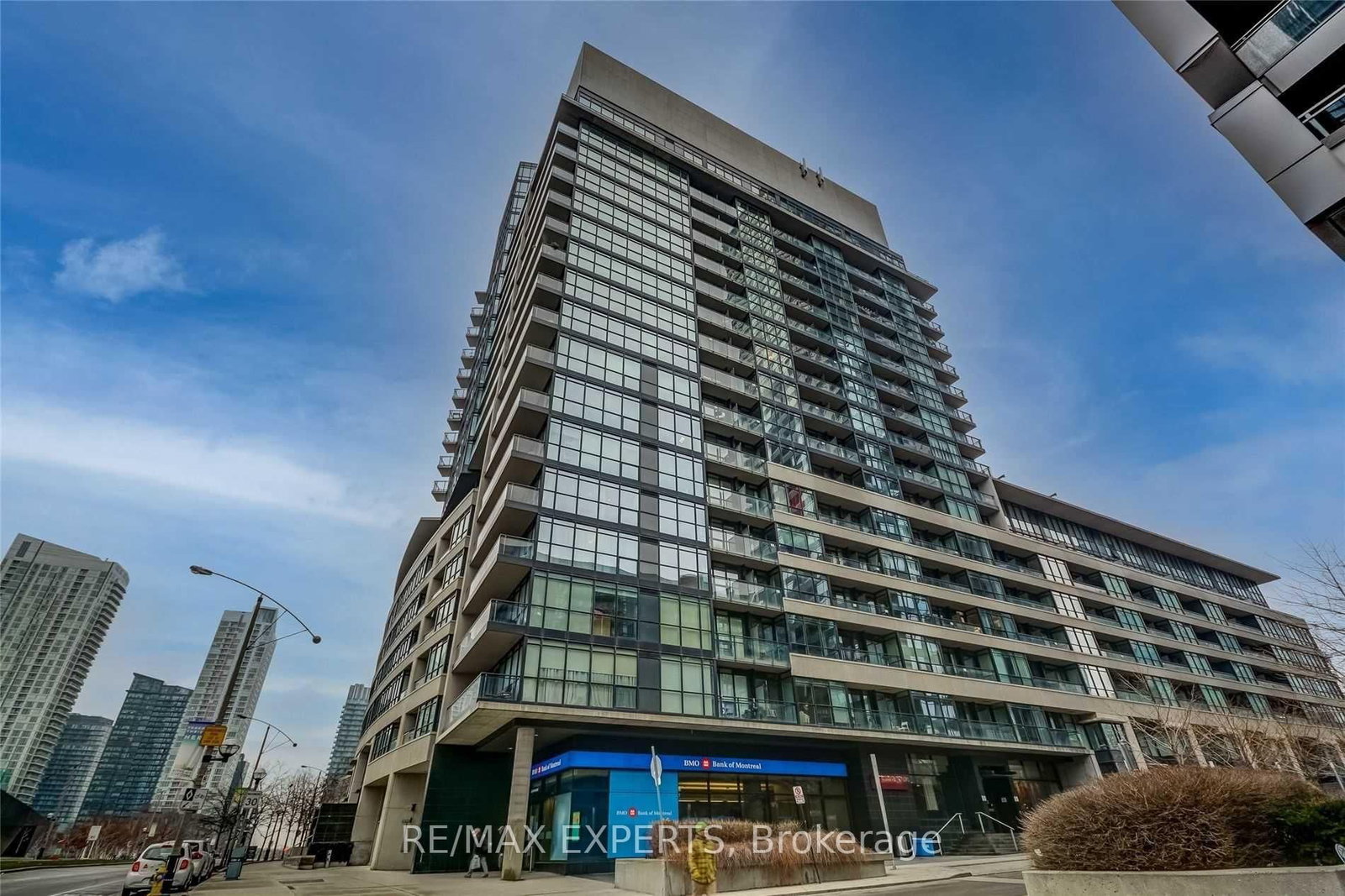 8 Telegram Mews, Unit 605