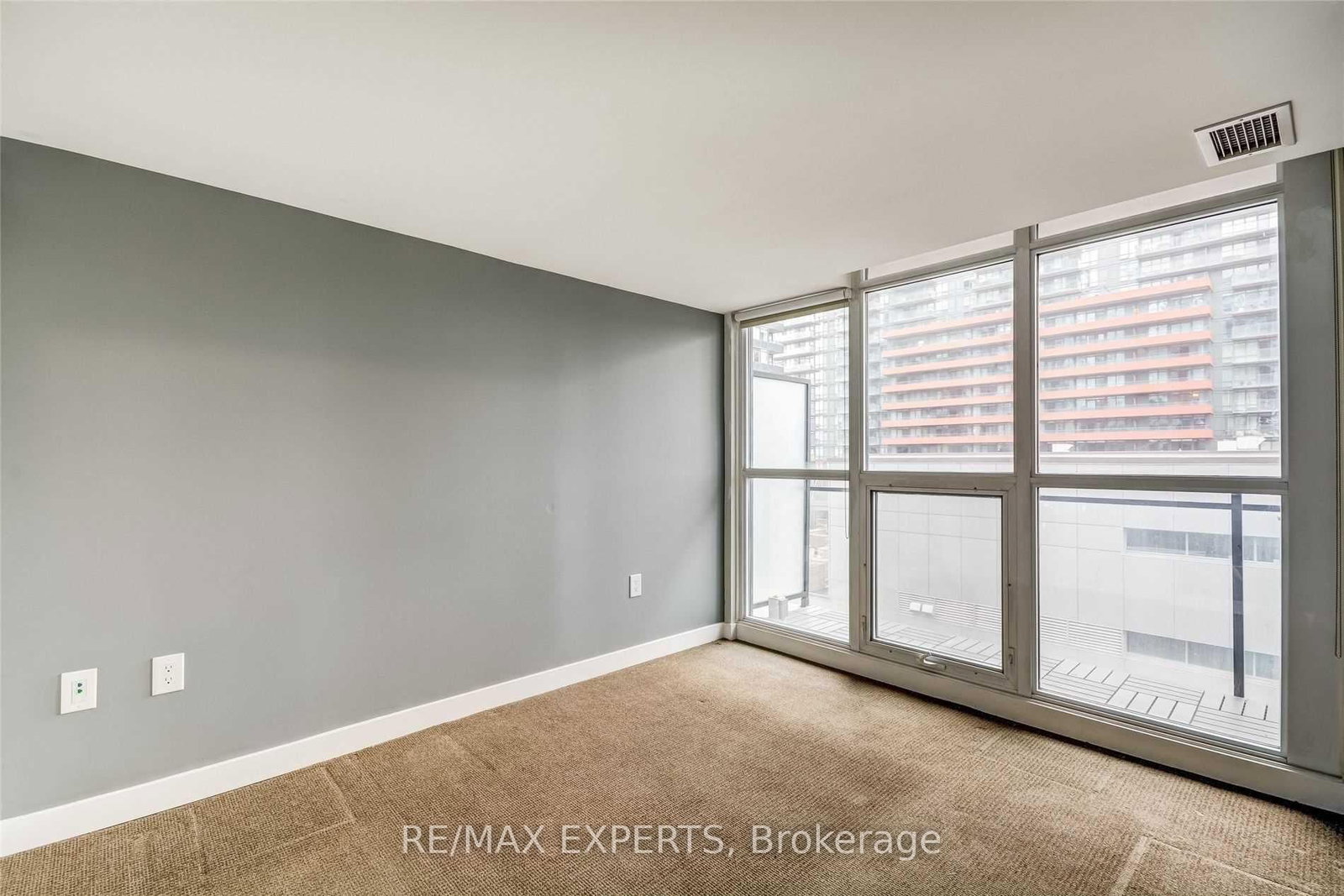 8 Telegram Mews, Unit 605 - Photo 17