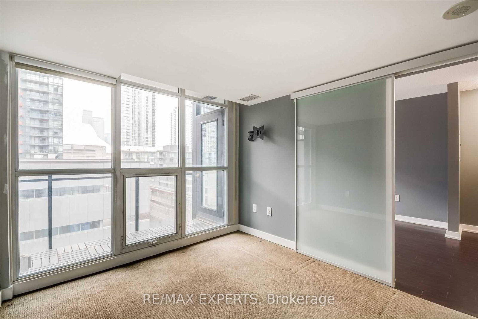 8 Telegram Mews, Unit 605 - Photo 18