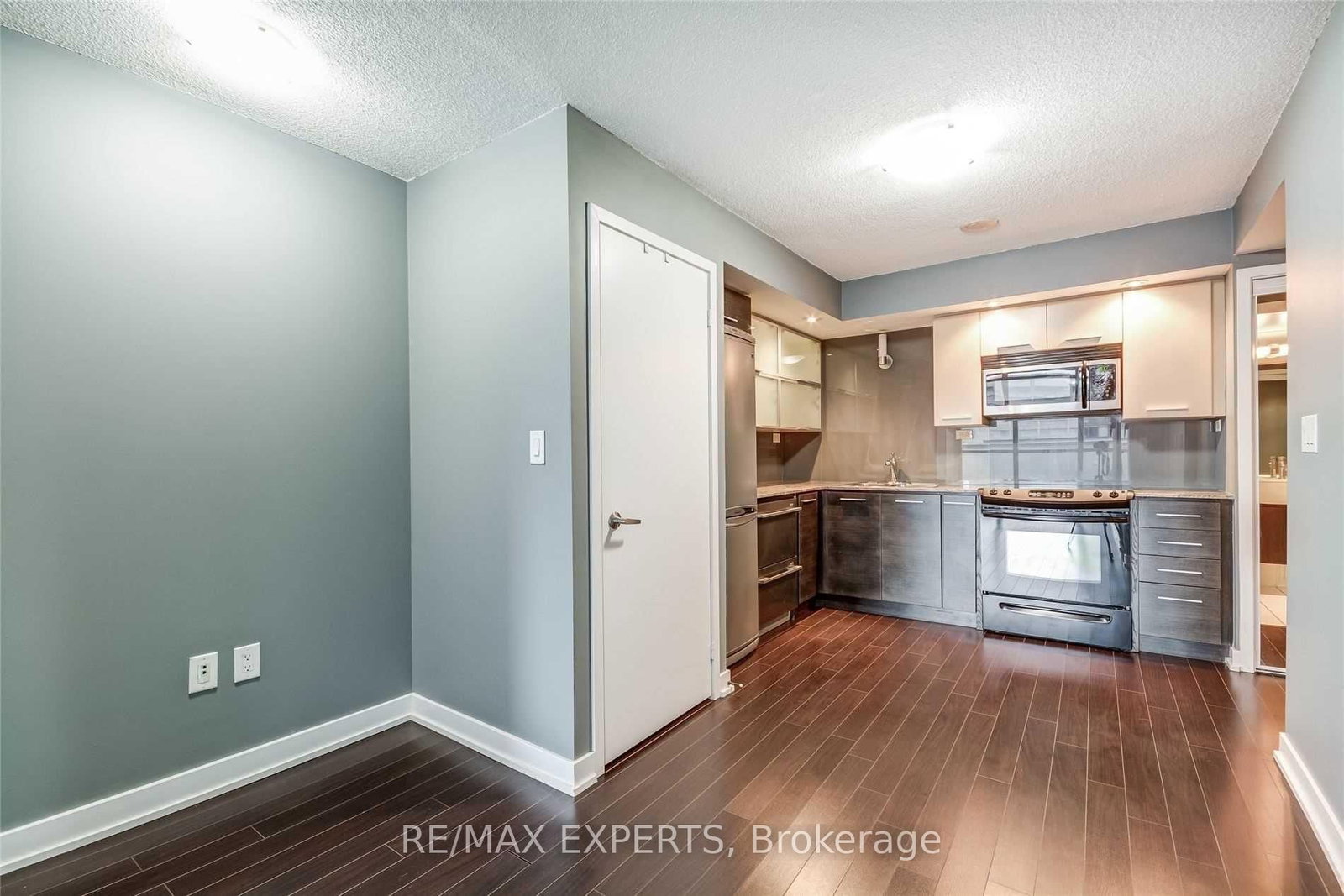 8 Telegram Mews, Unit 605 - Photo 9