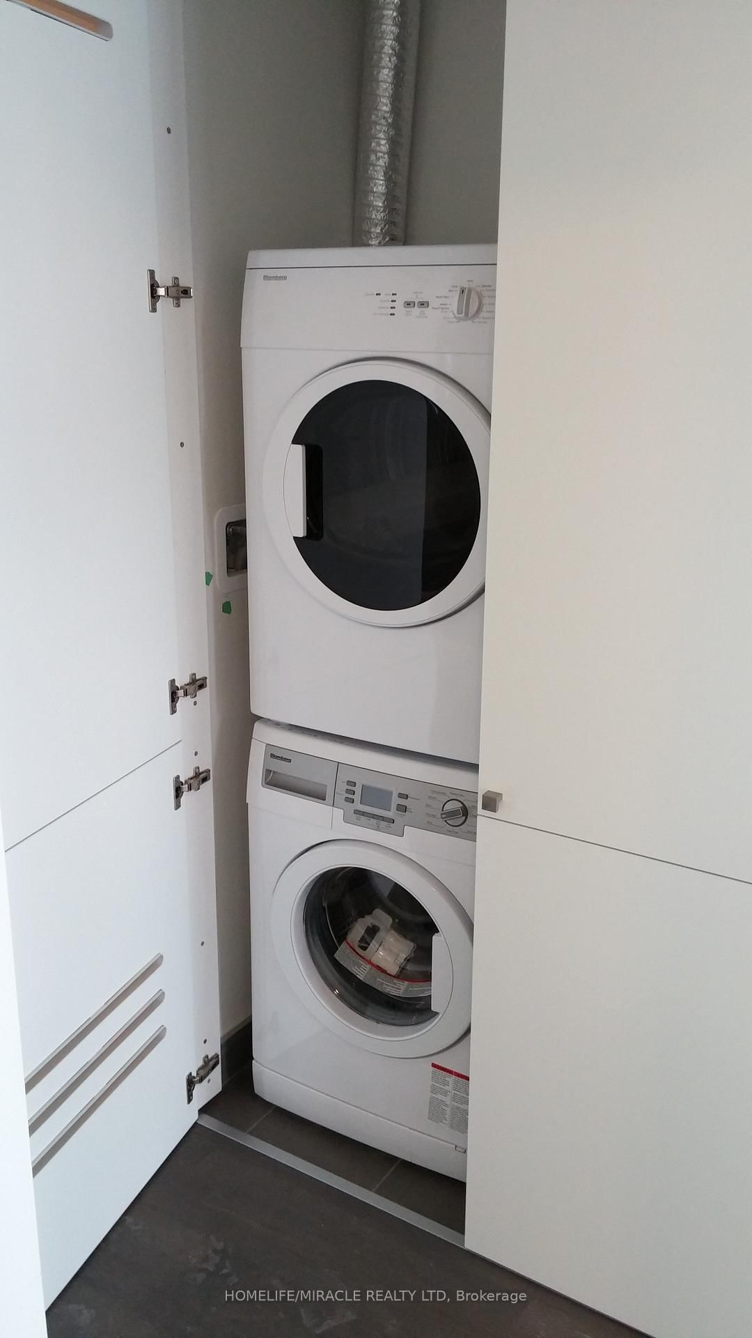 629 King Street W, Unit 1215 - Photo 14
