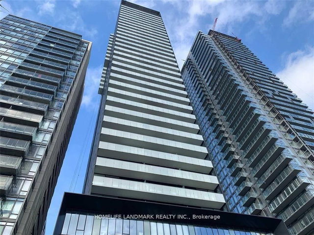605 - 28 Wellesley Street E