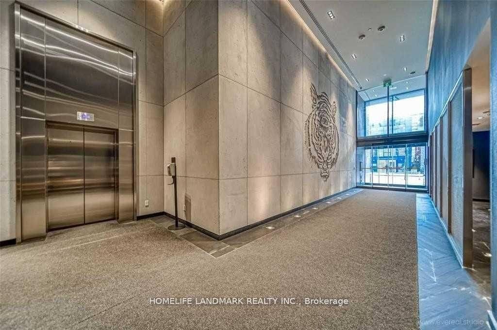 28 Wellesley Street E, Unit 605 - Photo 4