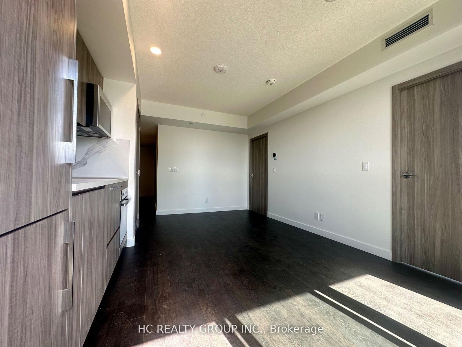 38 Widmer Street, Unit 5007 - Photo 8