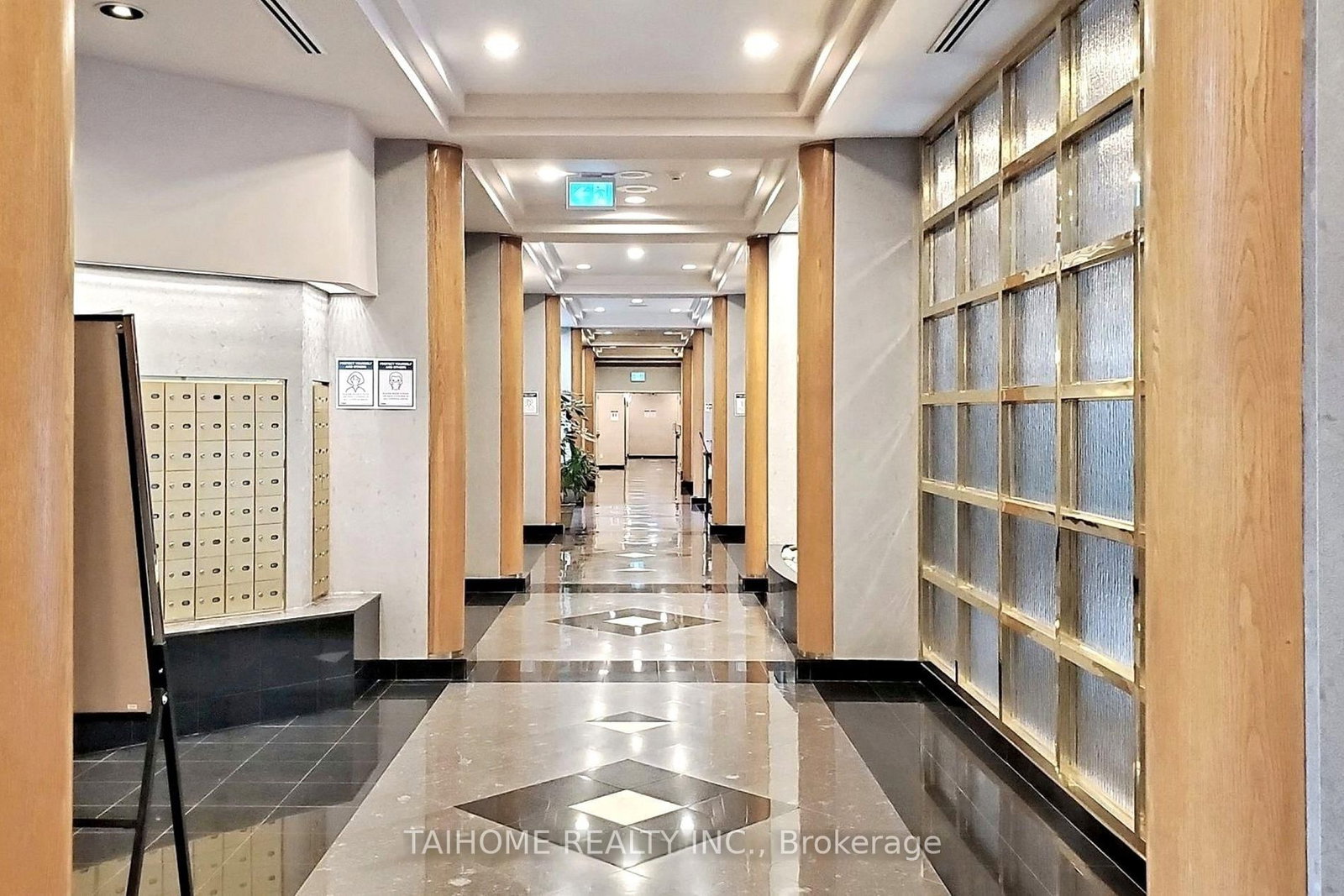 28 Hollywood Avenue, Unit 809 - Photo 28