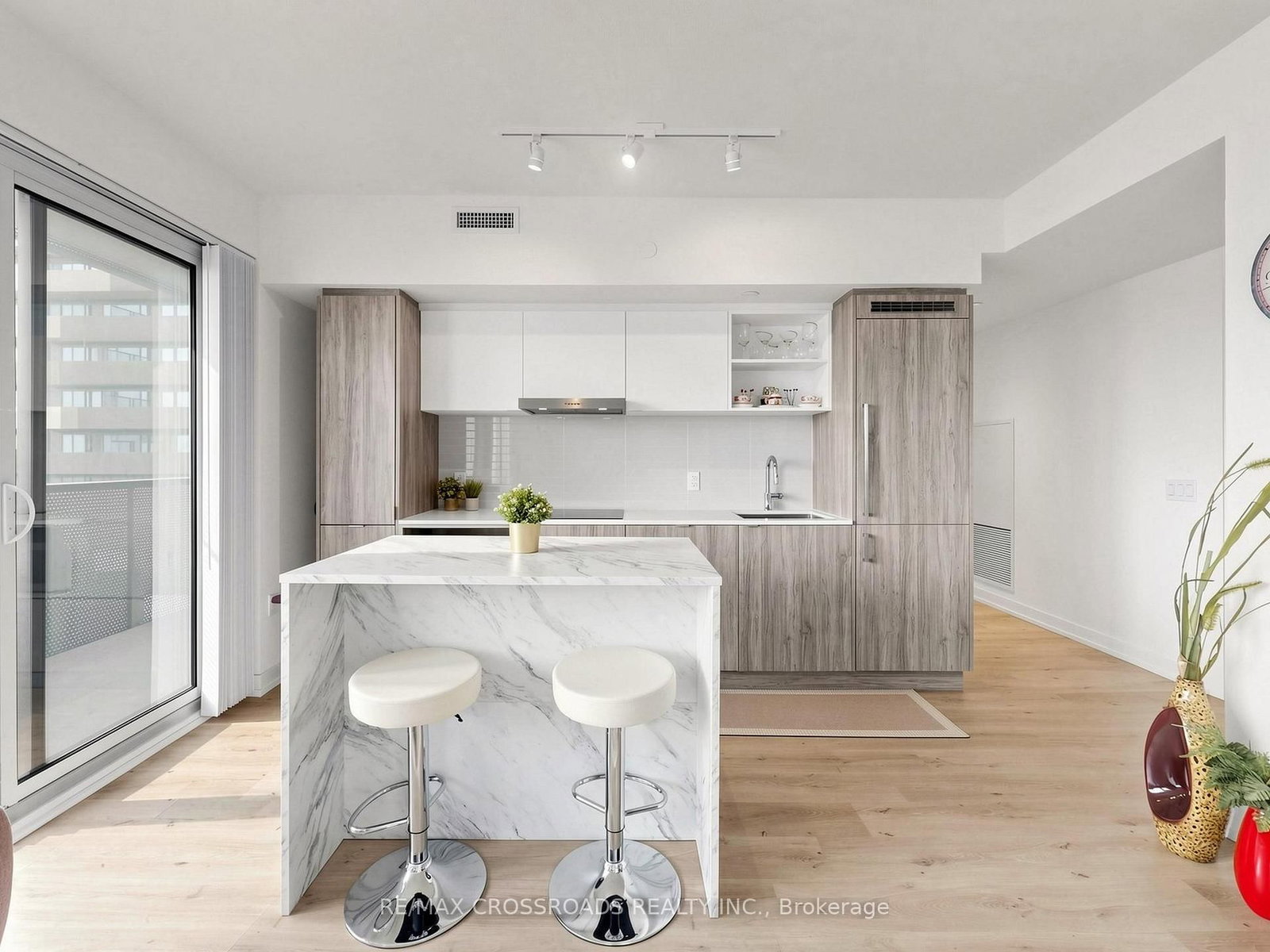138 Downes Street, Unit 3511 - Photo 11