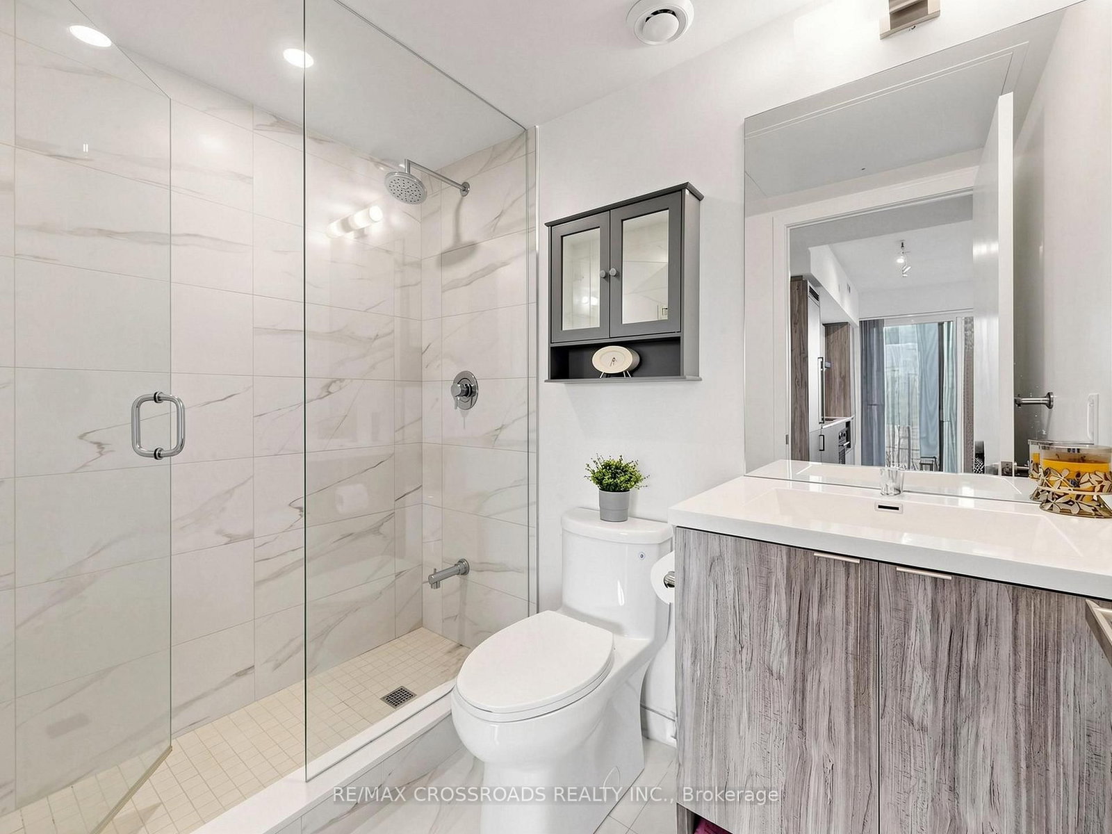 138 Downes Street, Unit 3511 - Photo 19