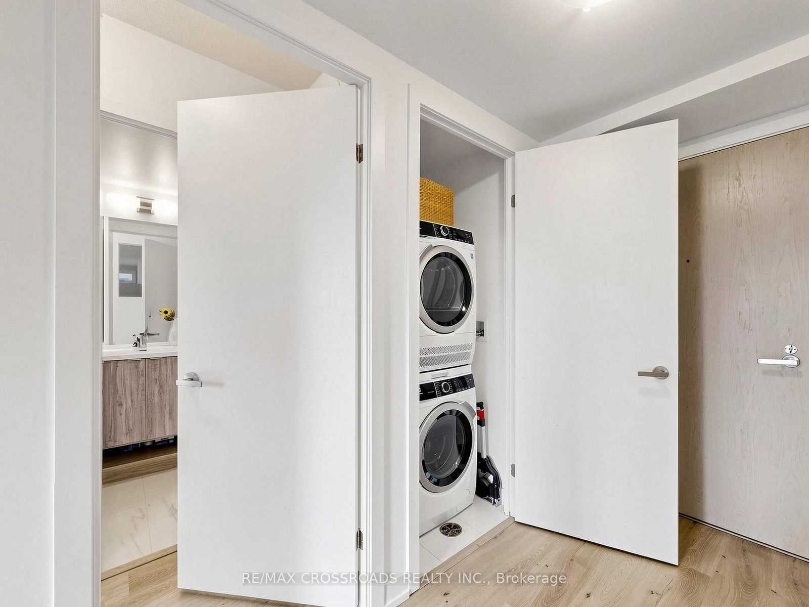 138 Downes Street, Unit 3511 - Photo 25