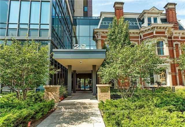 28 Linden Street, Unit 1409