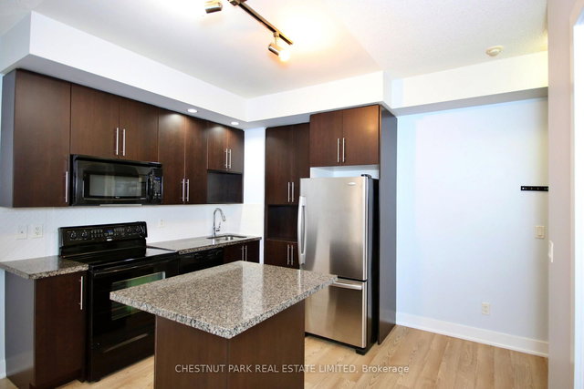 1409 - 28 Linden Street