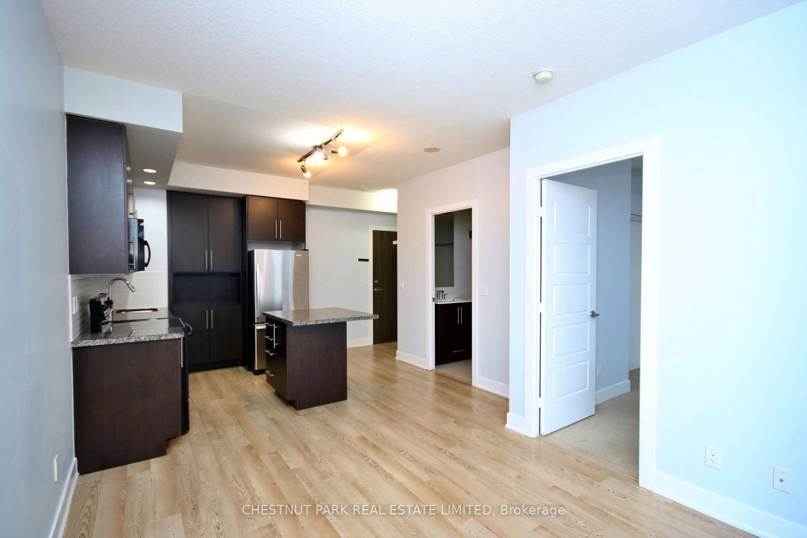 28 Linden Street, Unit 1409 - Photo 5