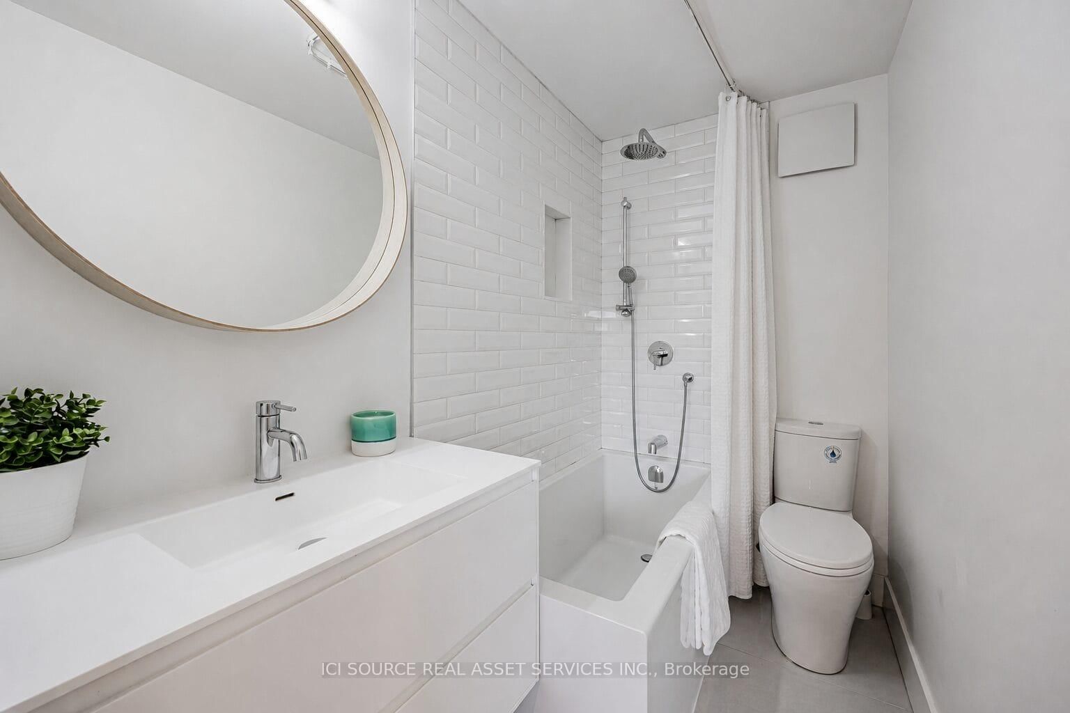 5 Old Sheppard Avenue, Unit 204 - Photo 15