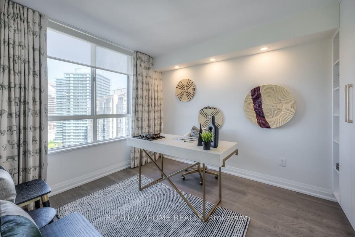 5444 Yonge Street, Unit 1810 - Photo 18