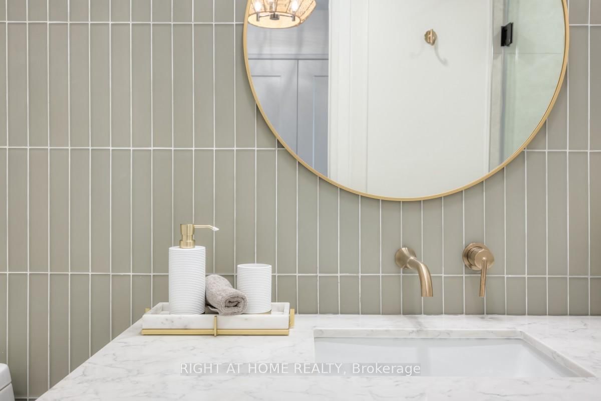 5444 Yonge Street, Unit 1810 - Photo 30