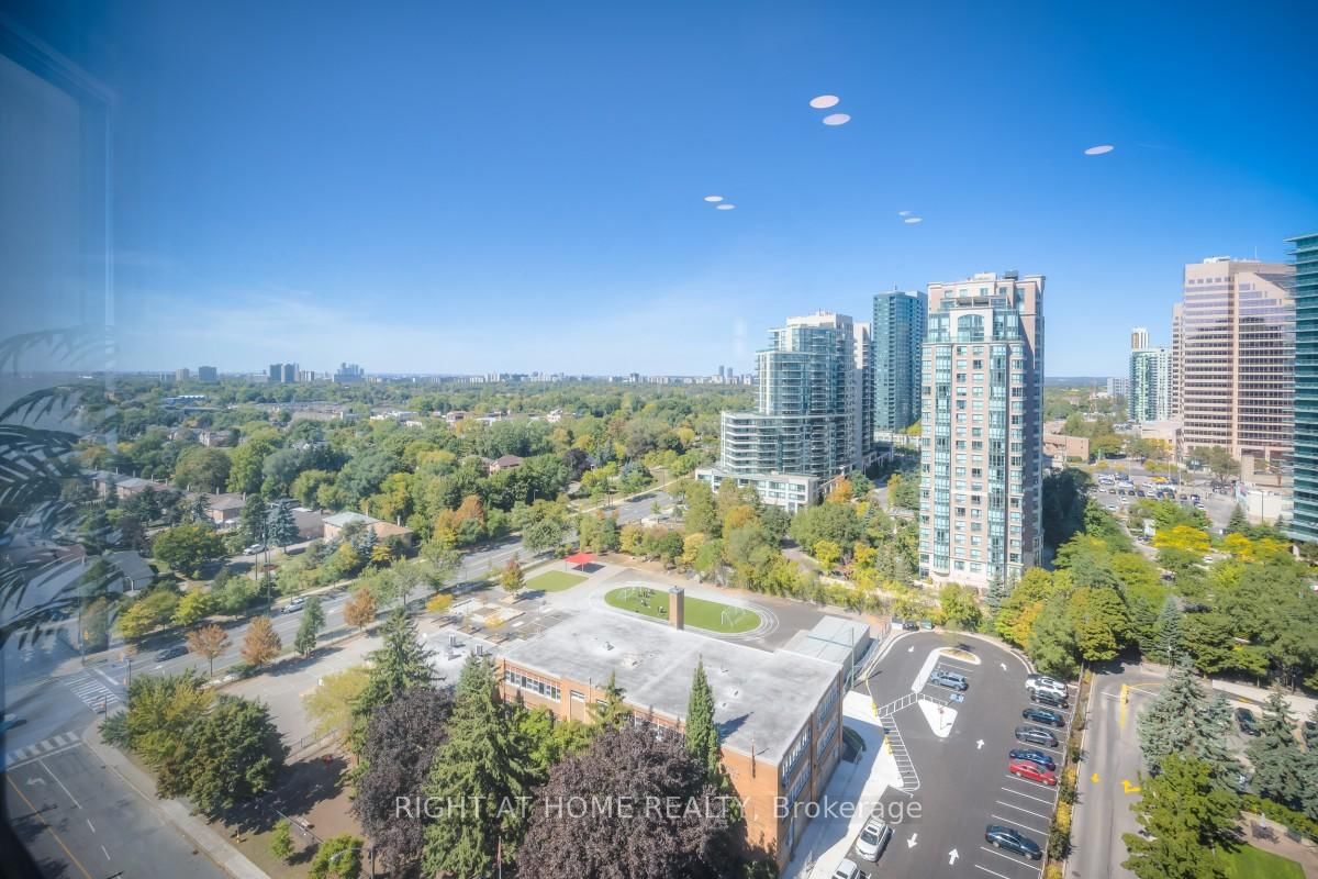 5444 Yonge Street, Unit 1810 - Photo 33
