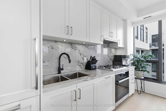 GPH26 - 280 Howland Avenue