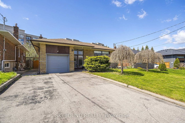 44 Tinder Crescent