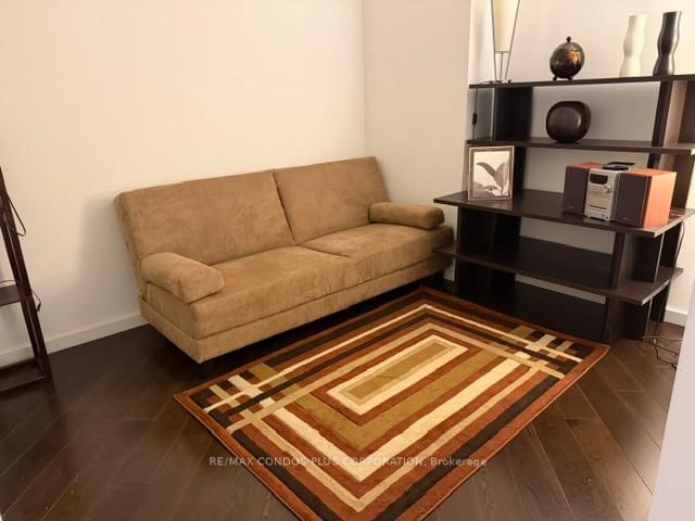 218 Queens Quay W, Unit 2611 - Photo 11