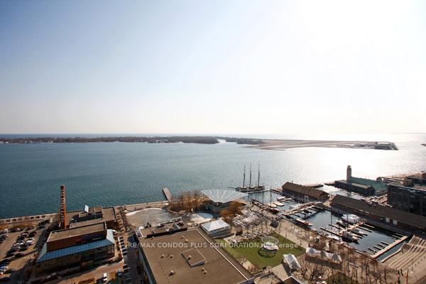 218 Queens Quay W, Unit 2611 - Photo 20