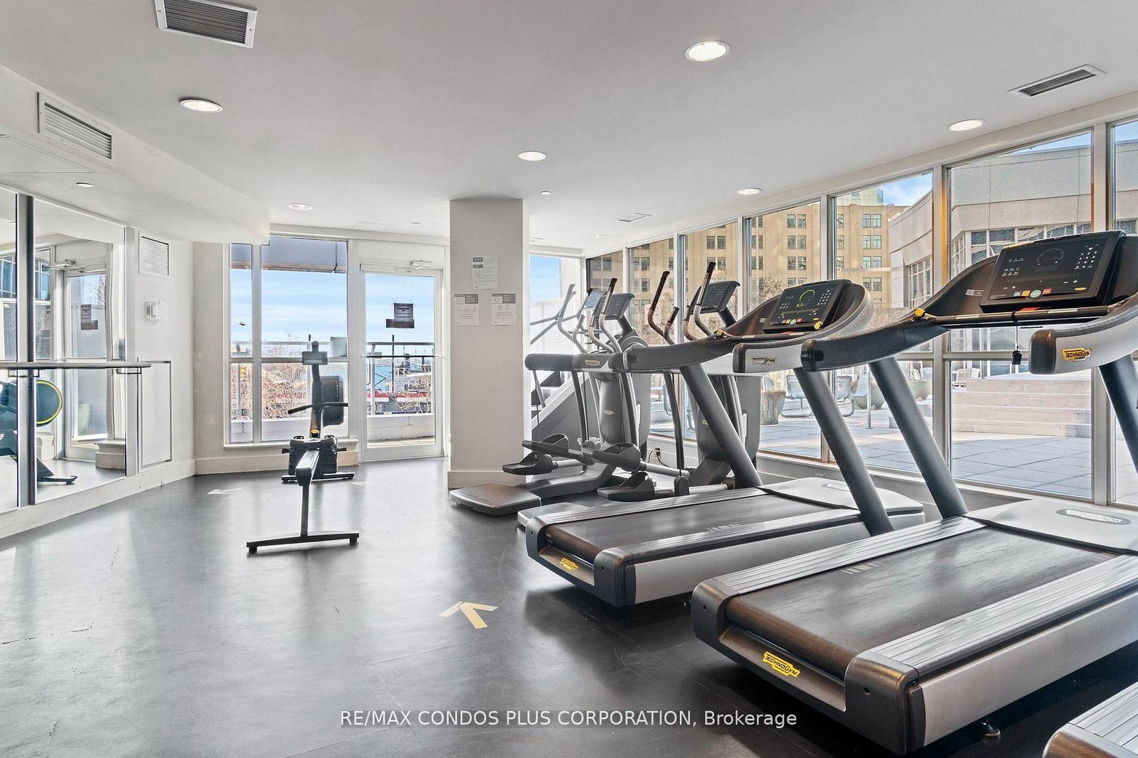 218 Queens Quay W, Unit 2611 - Photo 39