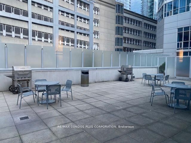 218 Queens Quay W, Unit 2611 - Photo 40