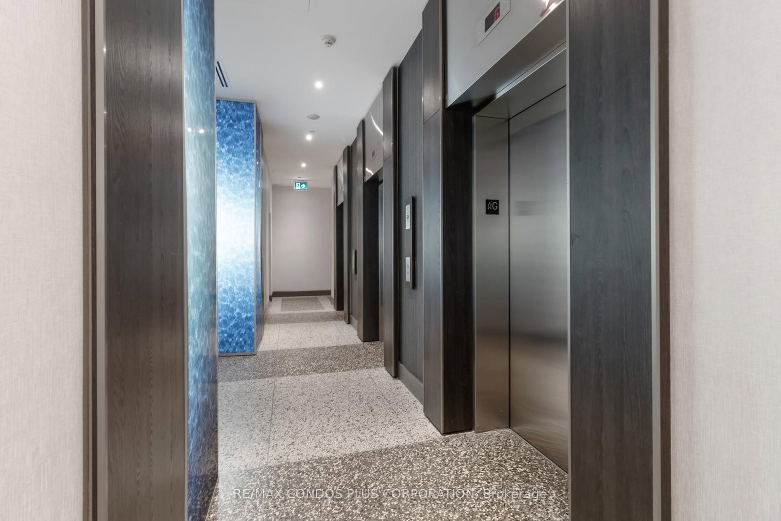 218 Queens Quay W, Unit 2611 - Photo 8