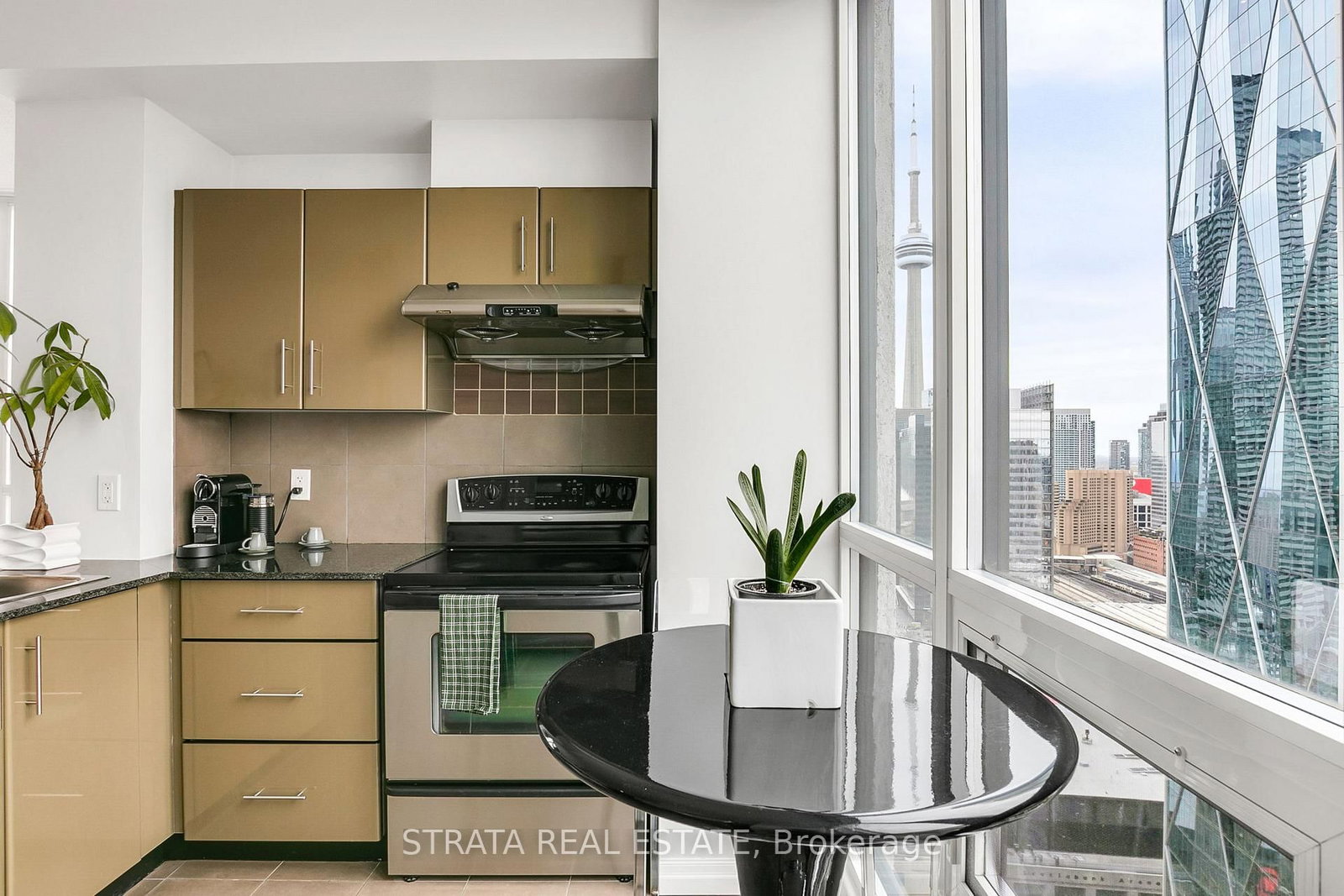 16 Yonge Street, Unit 3602 - Photo 11