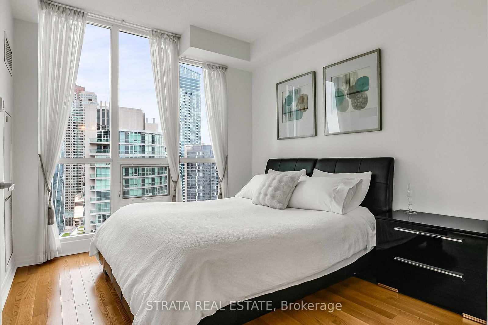 16 Yonge Street, Unit 3602 - Photo 18