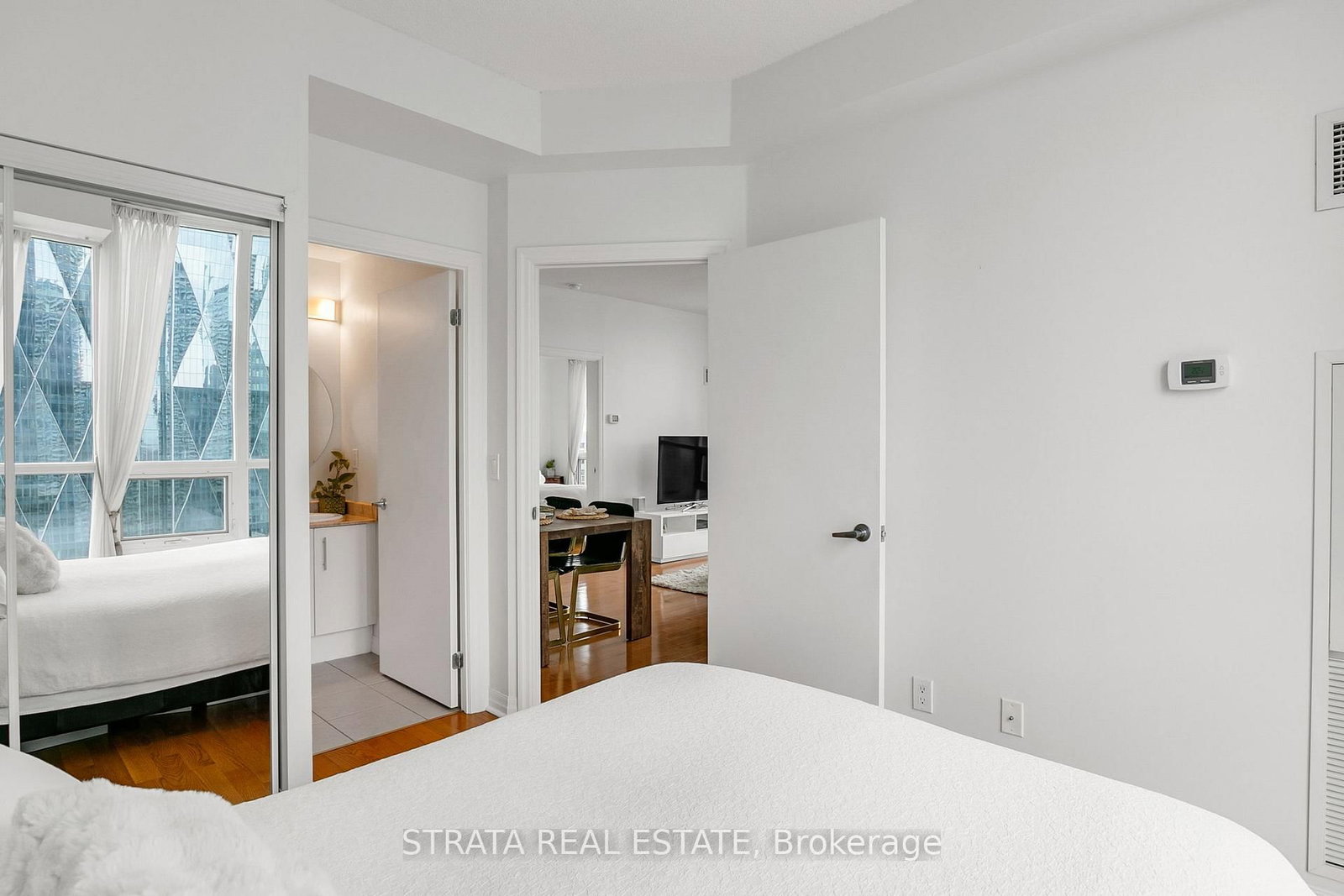 16 Yonge Street, Unit 3602 - Photo 21
