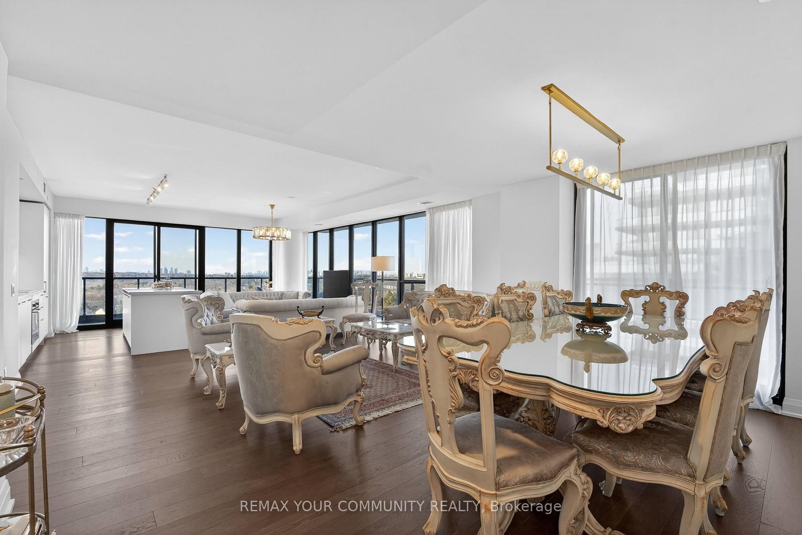 33 Frederick Todd Way, Unit 1305 - Photo 2