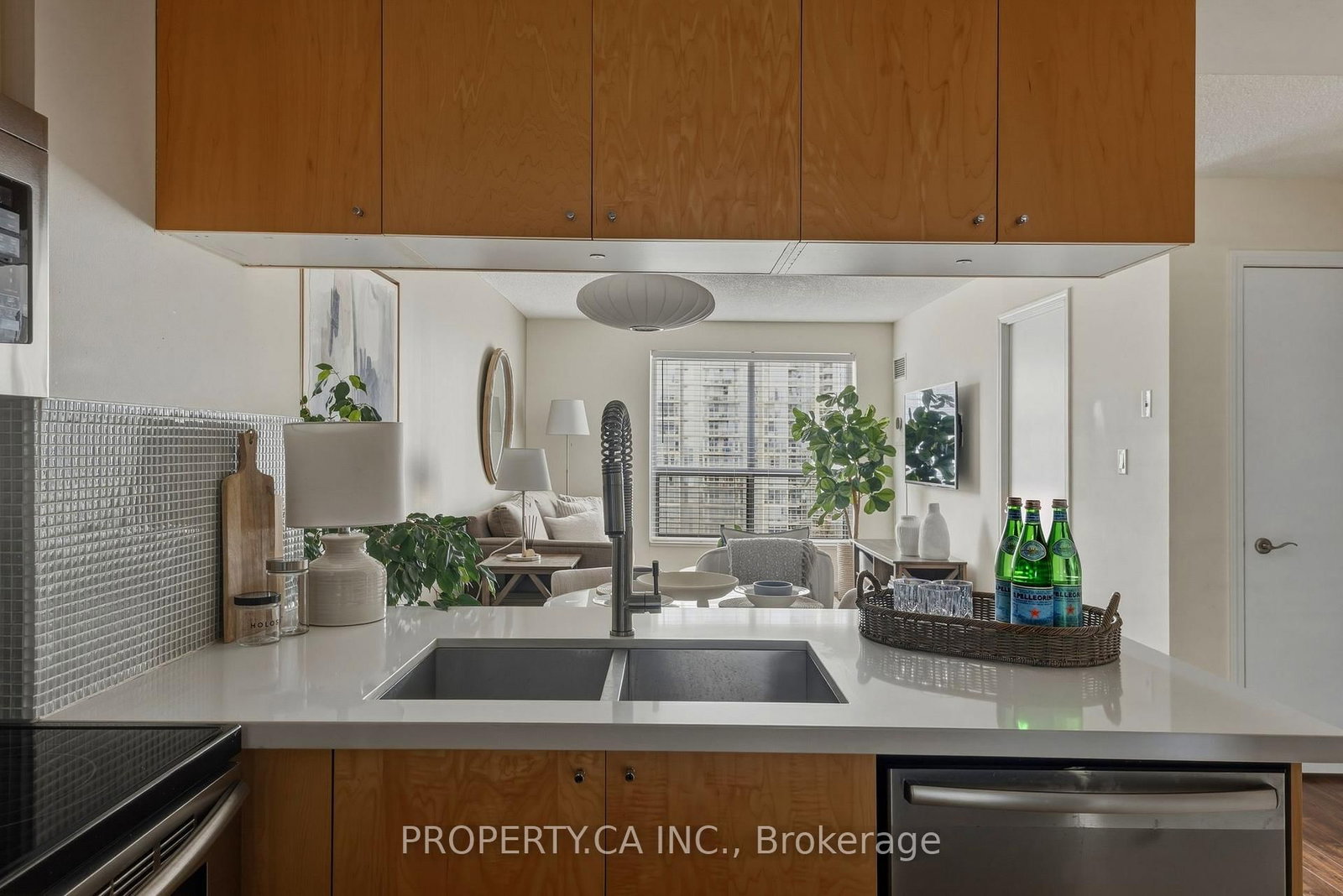 410 Queens Quay W, Unit 1105 - Photo 11