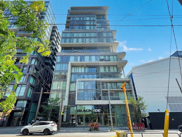 1204 - 95 Bathurst Street