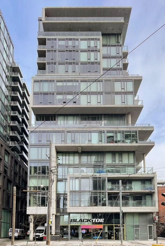 95 Bathurst Street, Unit 1303