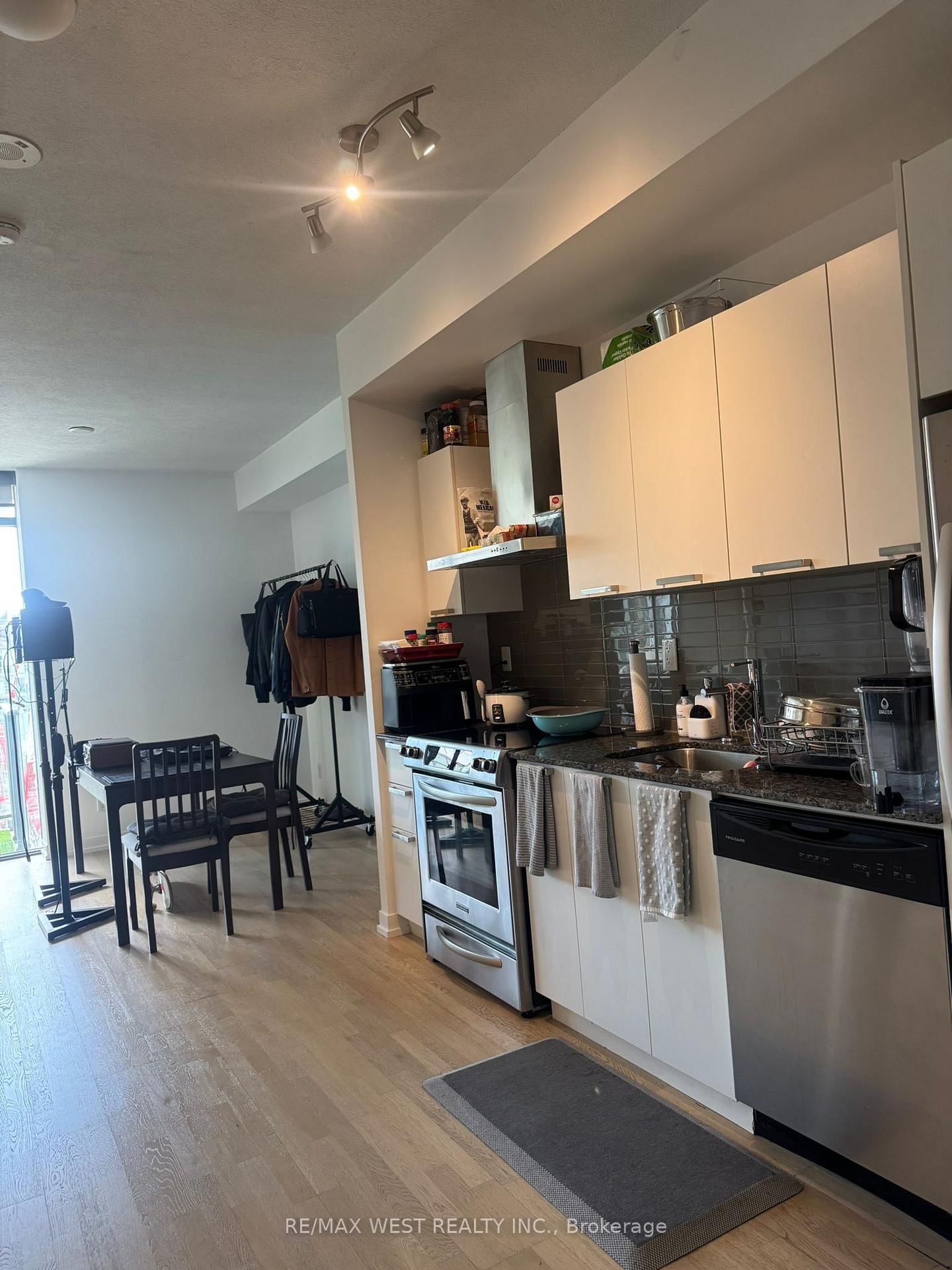 95 Bathurst Street, Unit 1303 - Photo 3